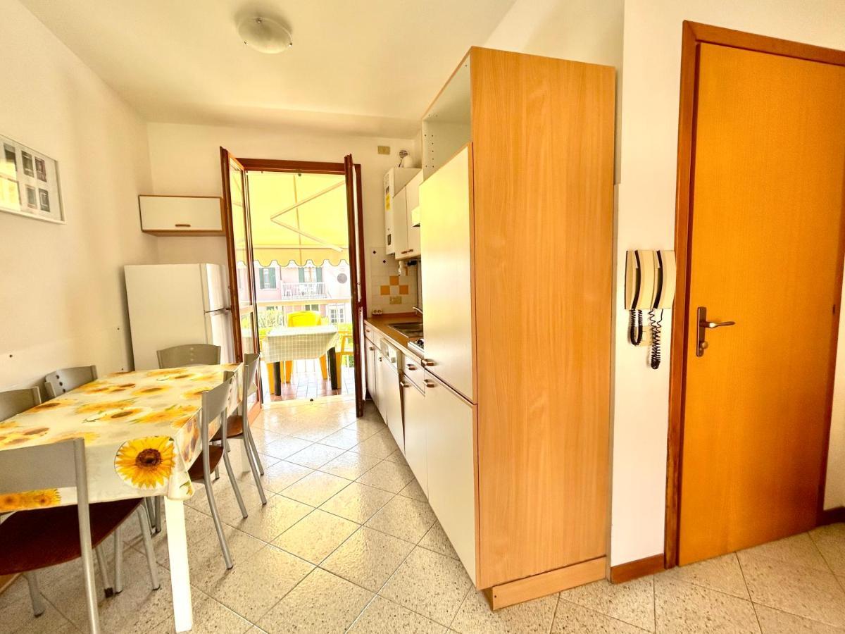 Seaside Terrace & Pool Getaway Apartment Cavallino-Treporti Luaran gambar